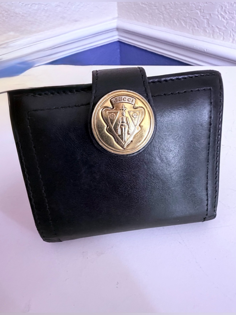 *Rare* GUCCI Hysteria Compact Wallet Genuine Knight Logo Back & Gold - Picture 3 of 15